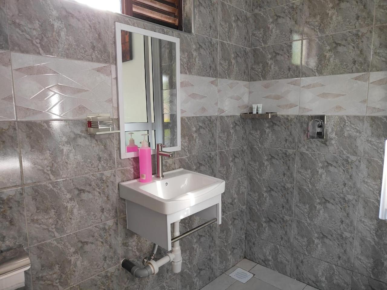 Milimani Drive Livings Kisumu Exterior foto
